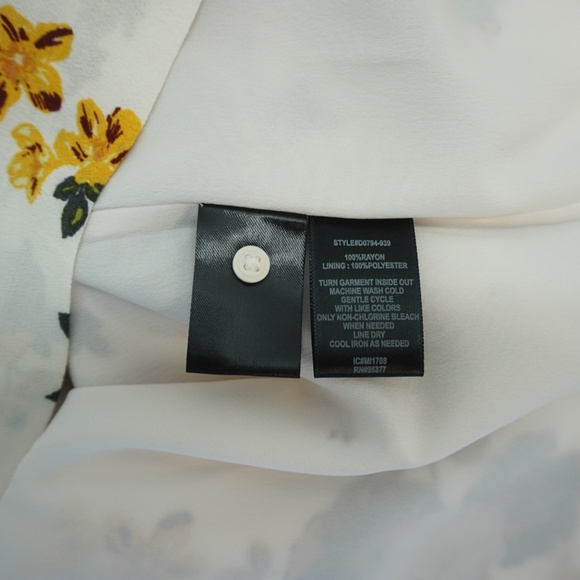 NEW Sanctuary Bell Sleeves Floral Printed Dress M - Picture 5 of 8